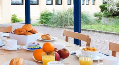 ا اند آوع امستردم-زویدوست