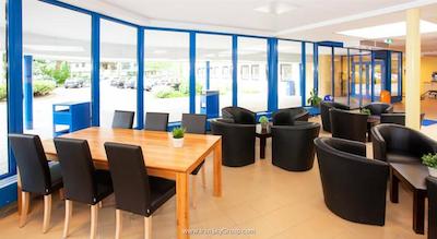 ا اند آوع امستردم-زویدوست