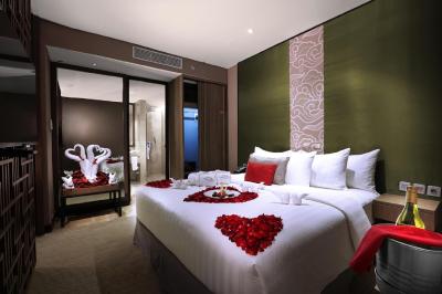 ازتون پریریتی سیمتوپنگ هتل اند کنفرانس سنتر