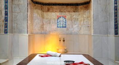 لادونيا هتل آداکوله