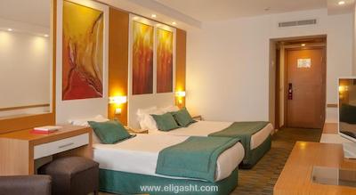 لادونيا هتل آداکوله