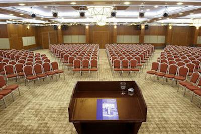 لادونيا هتل آداکوله