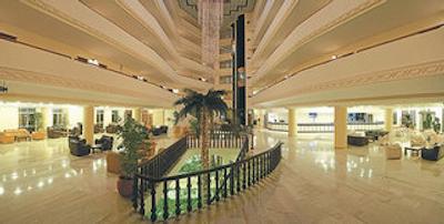 لادونيا هتل آداکوله