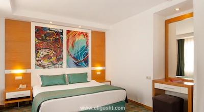 لادونيا هتل آداکوله