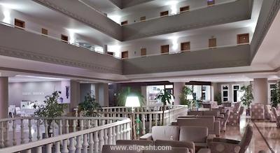 لادونيا هتل آداکوله