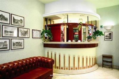 هتل دمترا کپیتلینا