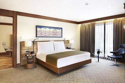 دیوان آدانا