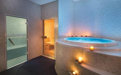 دابلتری بای هیلتون هتل دوحه اولد تاون