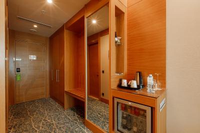 هالیدی این باکو