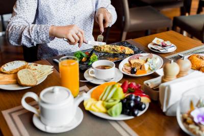 هالیدی این باکو