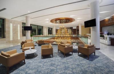 هالیدی این باکو