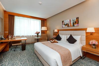 هالیدی این باکو