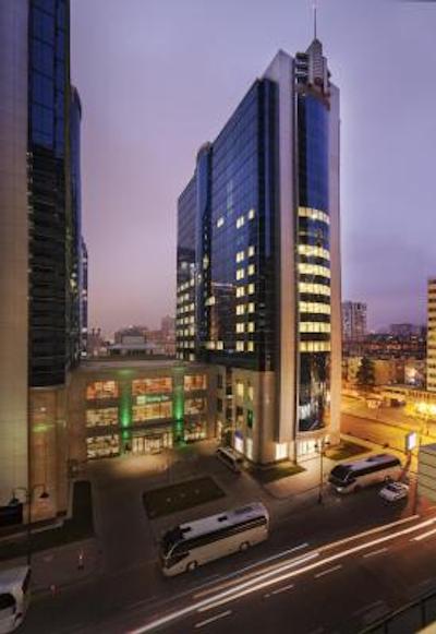 هالیدی این باکو