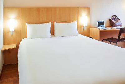 ایبیس تولوز سنتر