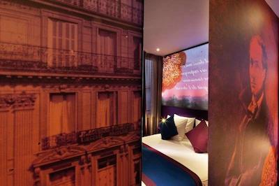 منتمارتر مون امور