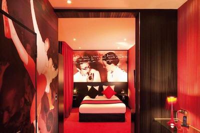 منتمارتر مون امور