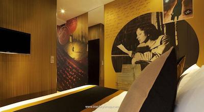 منتمارتر مون امور