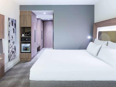 نووتل امستردام اسکیپول ایرپرت