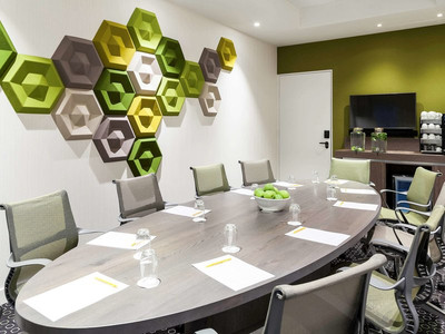 نووتل امستردام اسکیپول ایرپرت