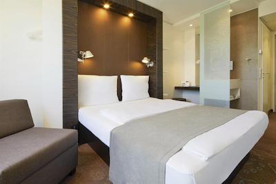 پرمیر کلاس کلن-وست