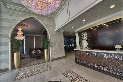 سرایا کرنیچ هتل