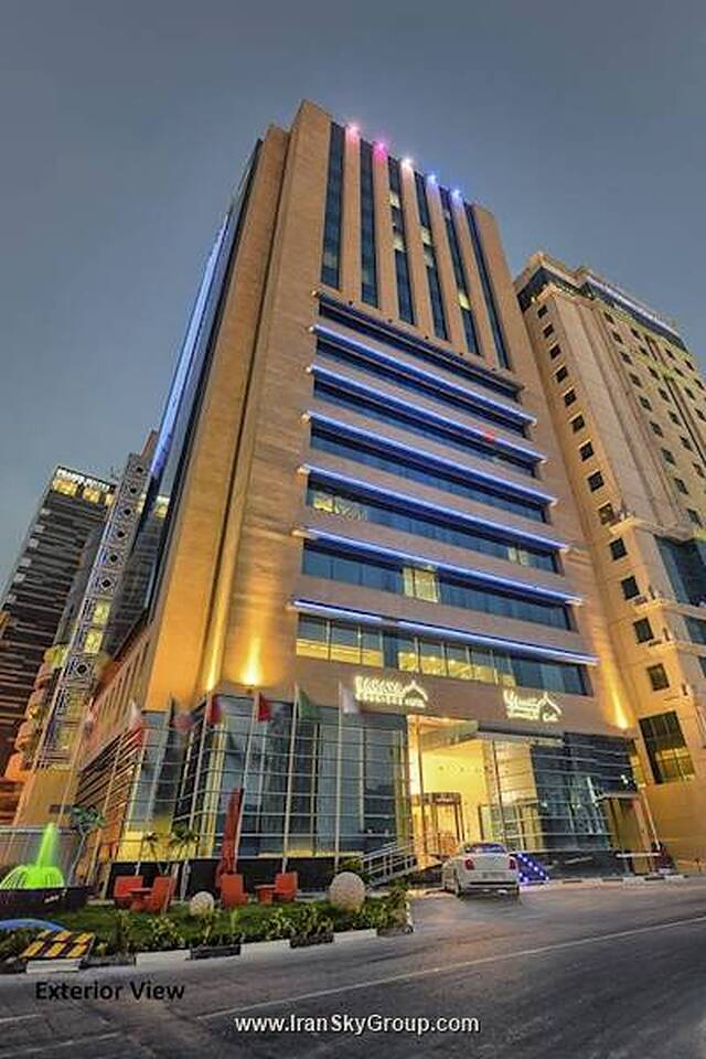 سرایا کرنیچ هتل