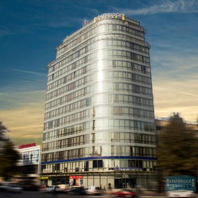 استی بریج سوئیتس باکو