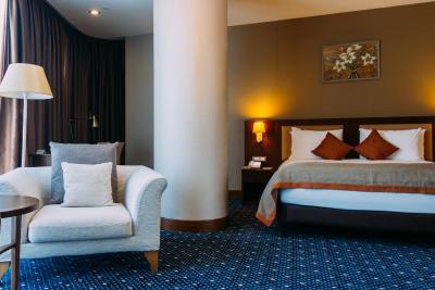 استی بریج سوئیتس باکو