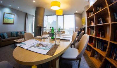 استی بریج سوئیتس باکو