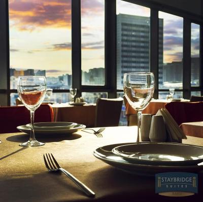 استی بریج سوئیتس باکو