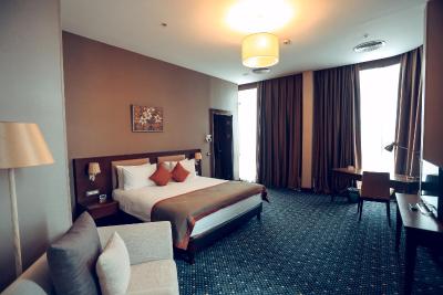 استی بریج سوئیتس باکو