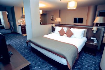 استی بریج سوئیتس باکو