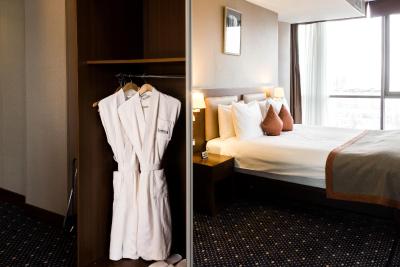 استی بریج سوئیتس باکو