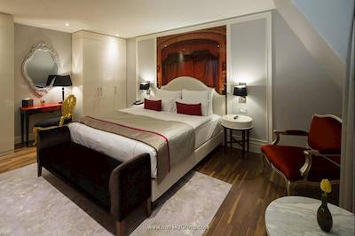 تایتانیک گندرمنمرکت برلین