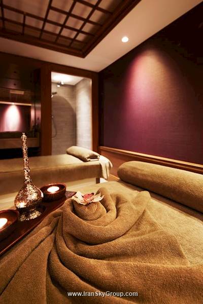 تایتانیک گندرمنمرکت برلین