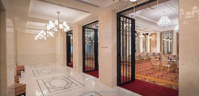 تایتانیک گندرمنمرکت برلین