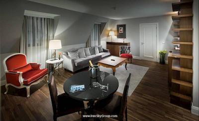 تایتانیک گندرمنمرکت برلین