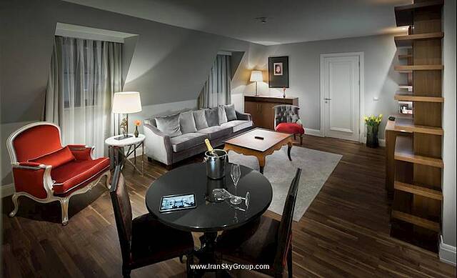 تایتانیک گندرمنمرکت برلین
