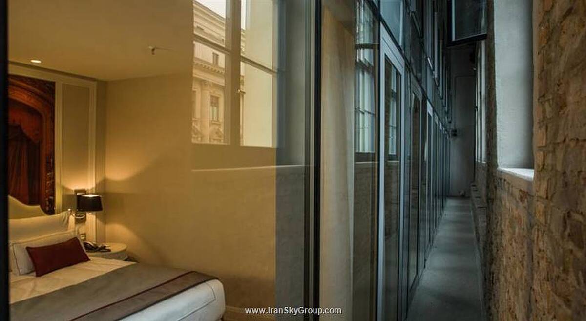 تایتانیک گندرمنمرکت برلین