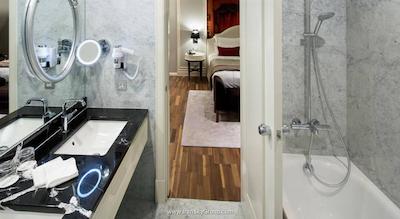 تایتانیک گندرمنمرکت برلین