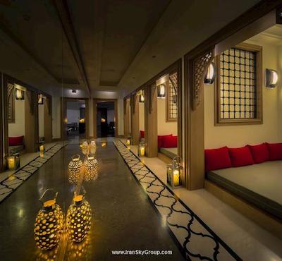 تایتانیک گندرمنمرکت برلین