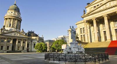 تایتانیک گندرمنمرکت برلین