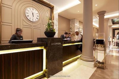 تایتانیک گندرمنمرکت برلین