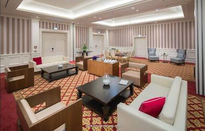 تایتانیک گندرمنمرکت برلین