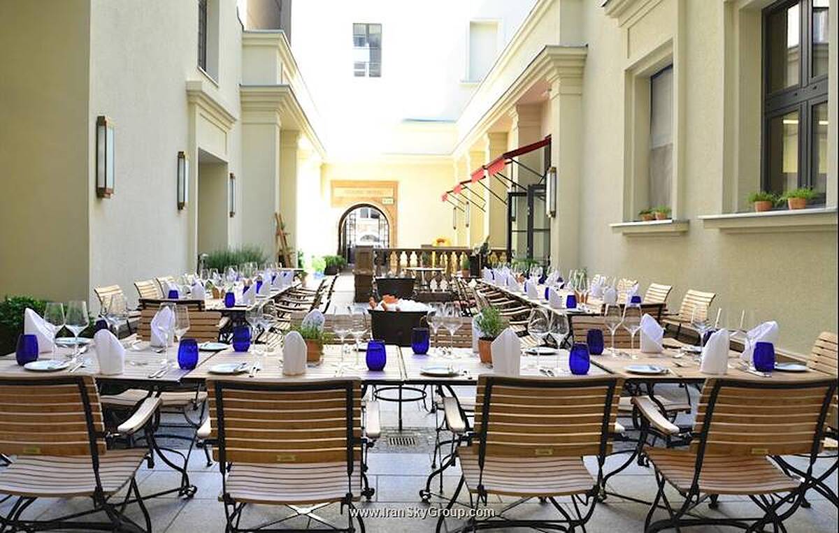 تایتانیک گندرمنمرکت برلین