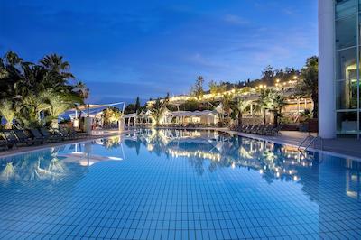 پاین بی هالیدی ریزورت