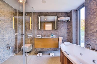 پاین بی هالیدی ریزورت