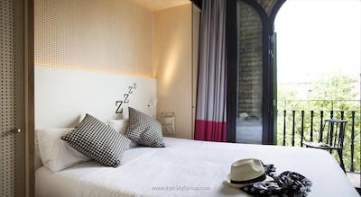 تک هاستل بارسلونا