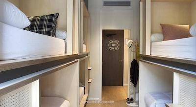 تک هاستل بارسلونا