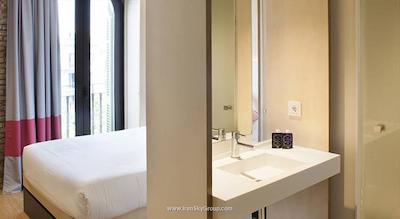 تک هاستل بارسلونا